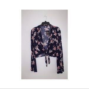 ✨Forever 21 Woven Crop Top✨